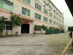 龙岗中心城附近二楼现成服装厂房1200平