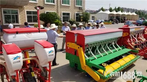 国内顶尖玉米专家组齐聚山东大华